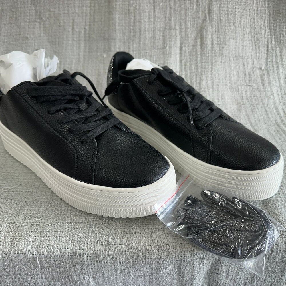 Joy Performance Comfort Leather Sneakers with Podiatric Insoles Black Size 9 W